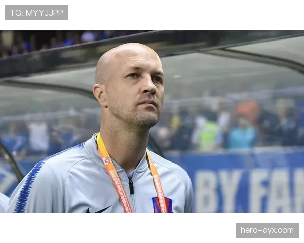 克鲁伊夫理念持续赋能现代足球，战术革新引领游戏新潮流