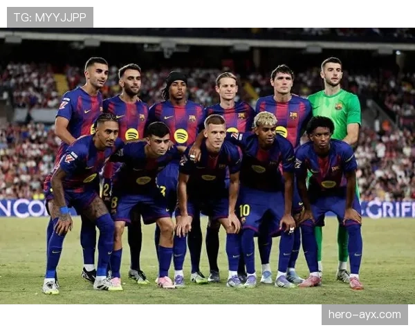 巴萨持续提升状态，欧冠联赛表现稳健，重返巅峰的期待逐渐明确。