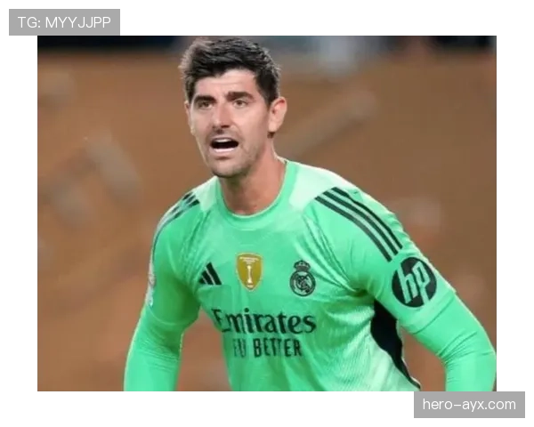 库尔图瓦皇马1号球衣 库尔图瓦皇马1号球衣